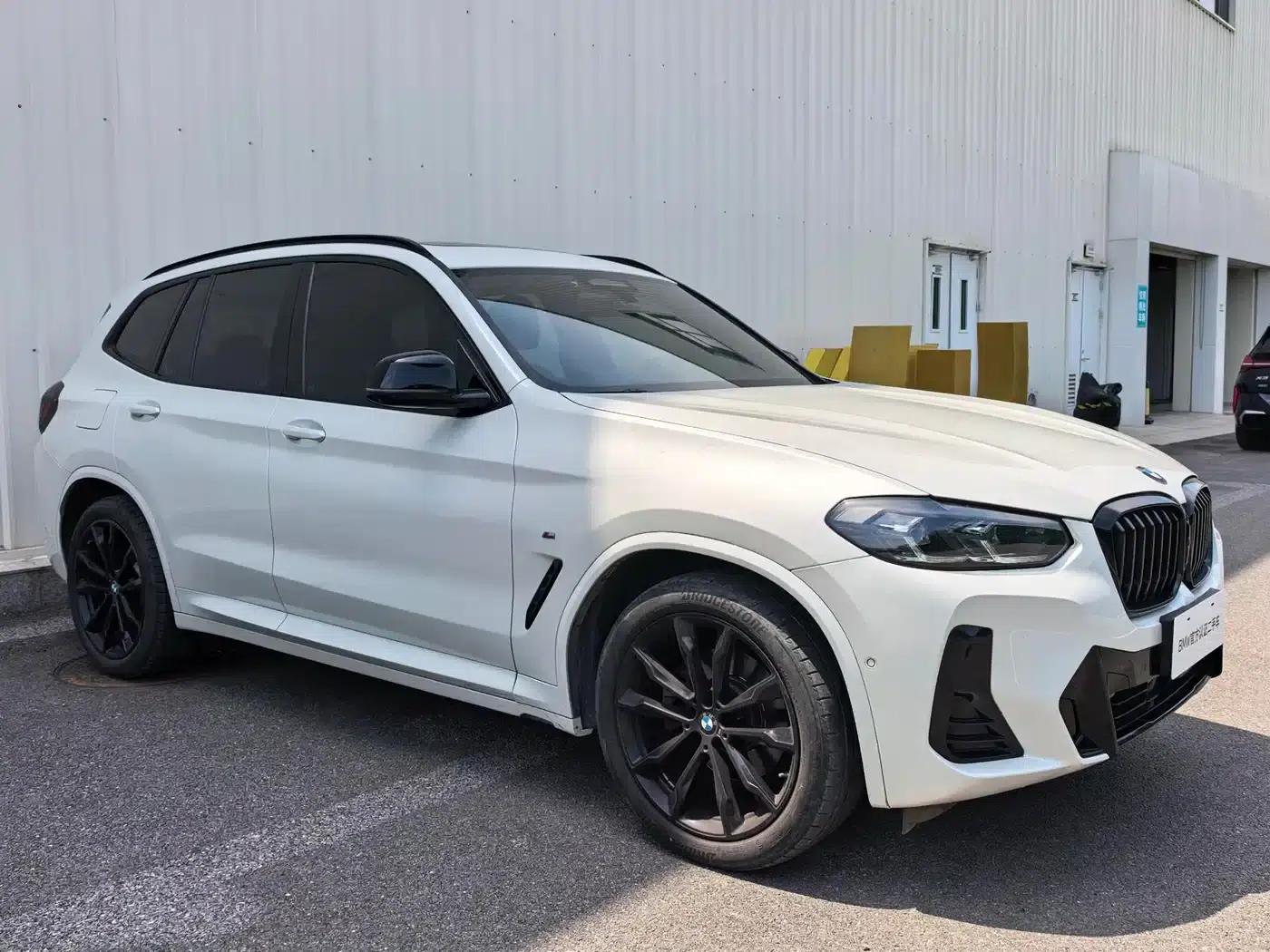 BMW X3 2022 xDrive30i Luxury M Sport Package — миниатюра 3