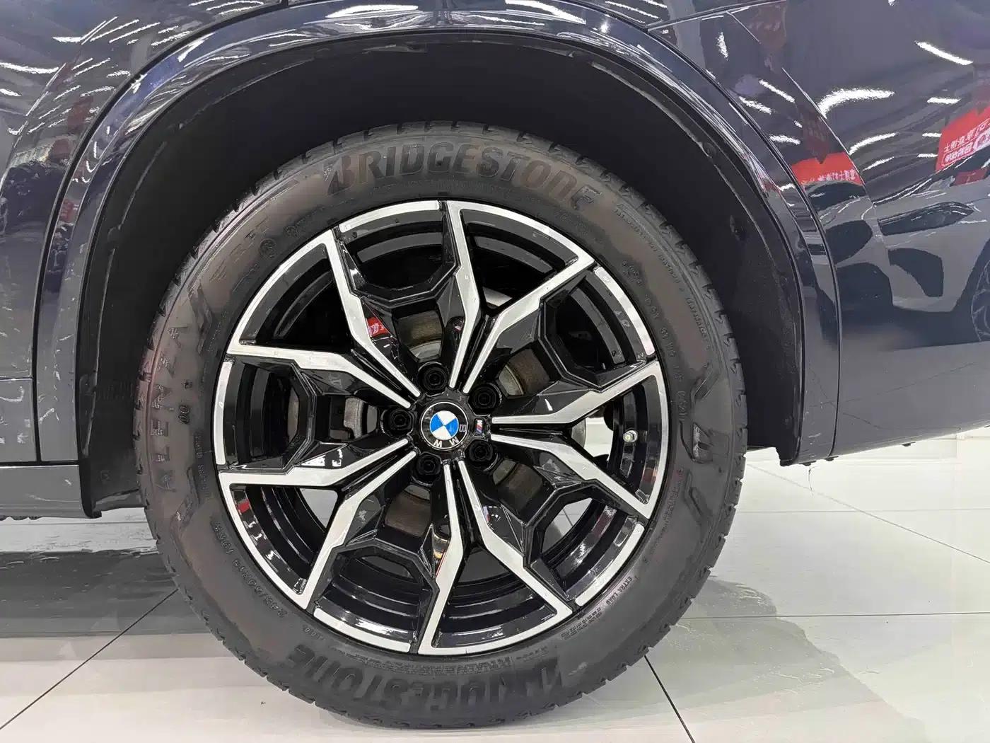 2022 BMW X3 xDrive25i M Sport Package — миниатюра 22