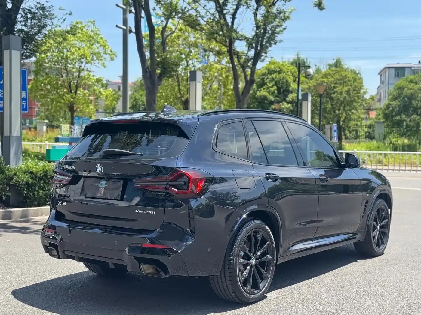BMW X3 2023 xDrive30i Luxury M Sport Package — миниатюра 17