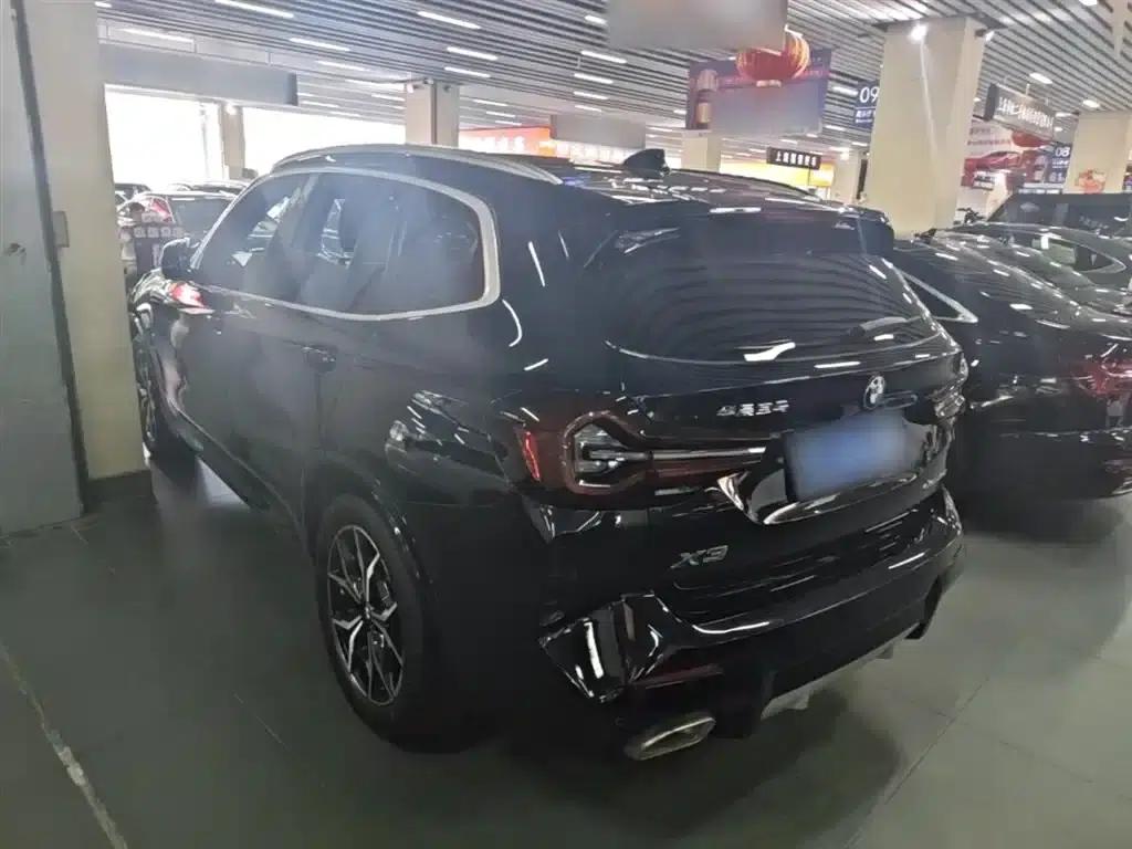 2023 BMW X3 xDrive25i M Sport Package — миниатюра 5
