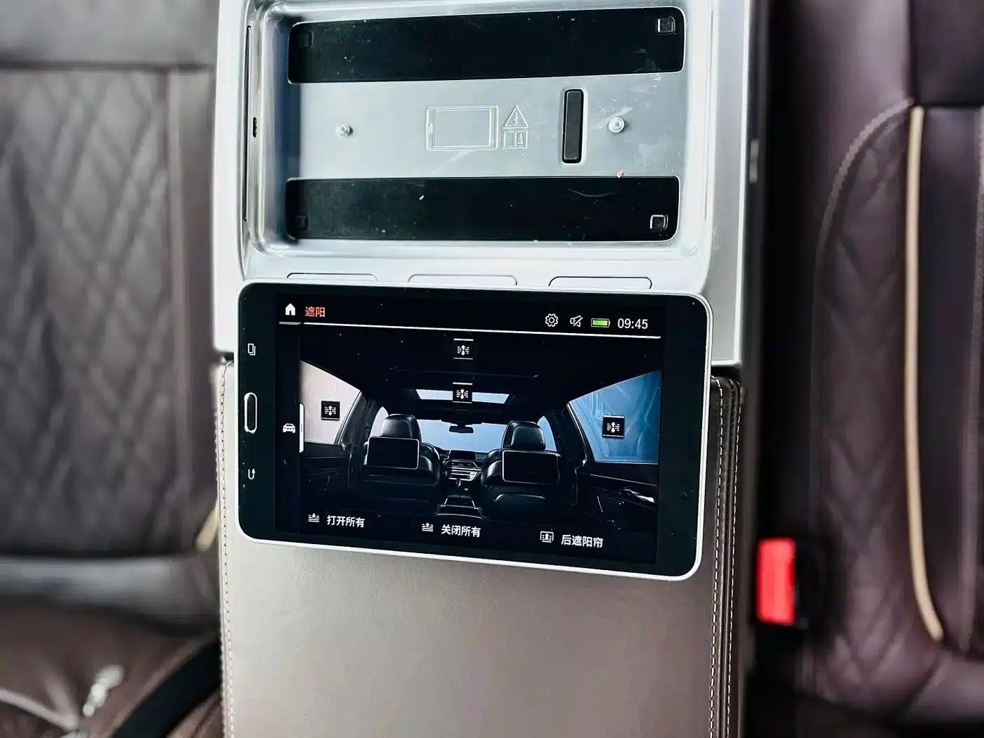 2019 BMW 7 Series Facelift 740Li Luxury M Sport Package — миниатюра 17