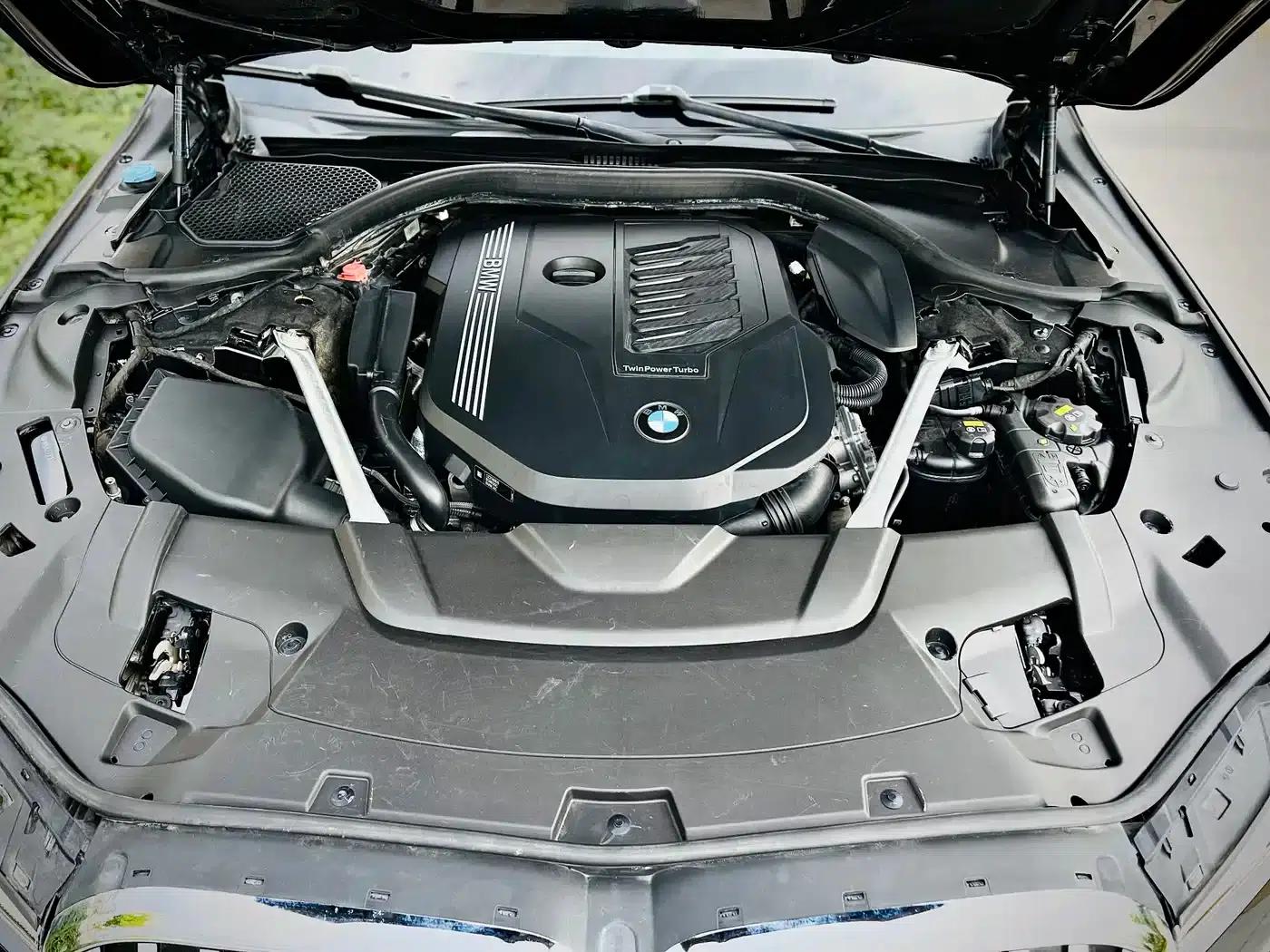 2019 BMW 7 Series Facelift 740Li Luxury M Sport Package — миниатюра 18