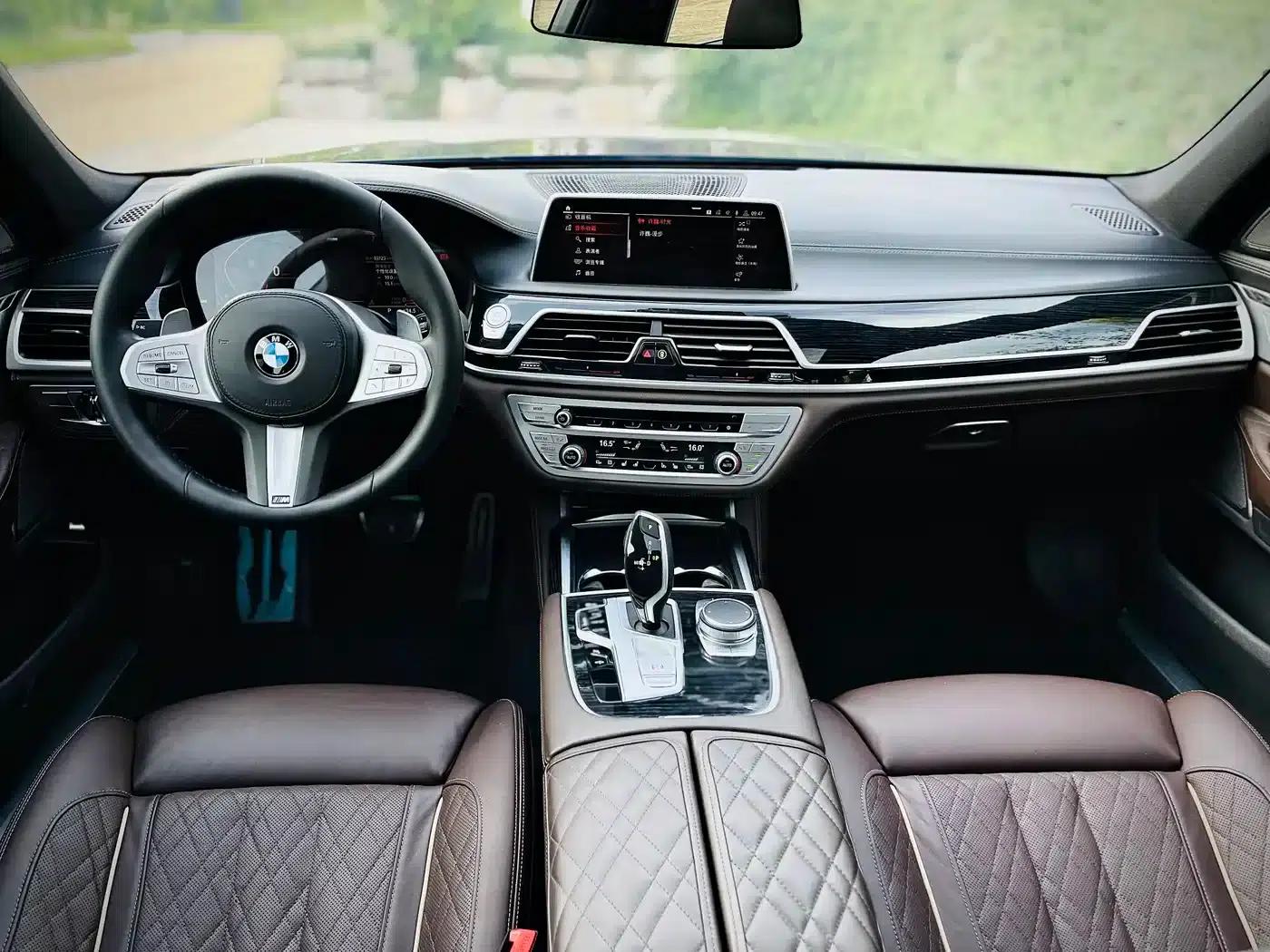 2019 BMW 7 Series Facelift 740Li Luxury M Sport Package — миниатюра 8