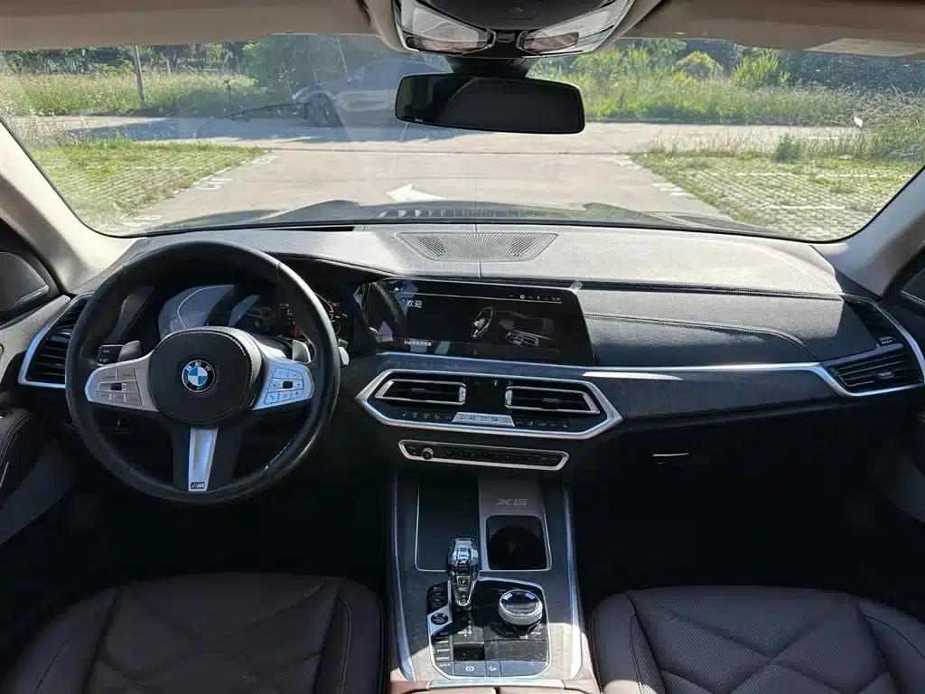 BMW X5 2022 Facelift xDrive 30Li M Sport Package — миниатюра 11