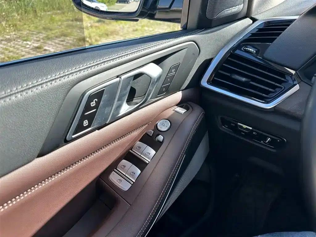 BMW X5 2022 Facelift xDrive 30Li M Sport Package — миниатюра 24