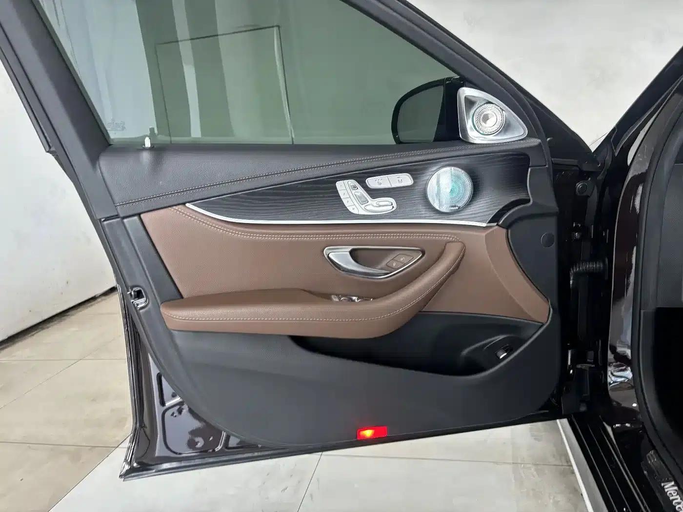 Mercedes-Benz E-Class 2023 Facelift E 300 L Sport Luxury — миниатюра 10