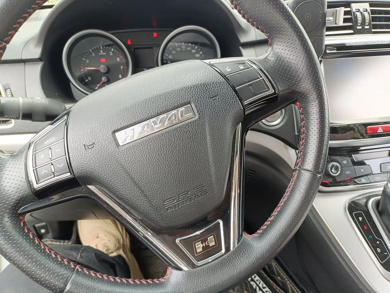 Haval H6 2015 Sport Edition 1.5T Automatic Two-Wheel Drive Luxury Model — миниатюра 10