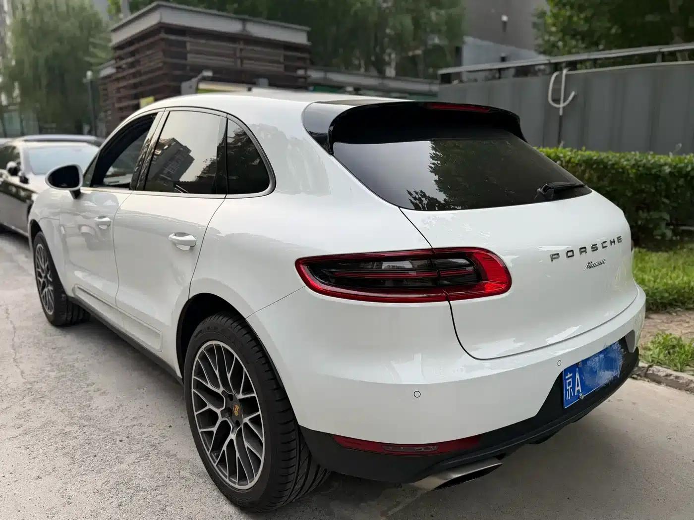 2017 Macan 2.0T — миниатюра 2