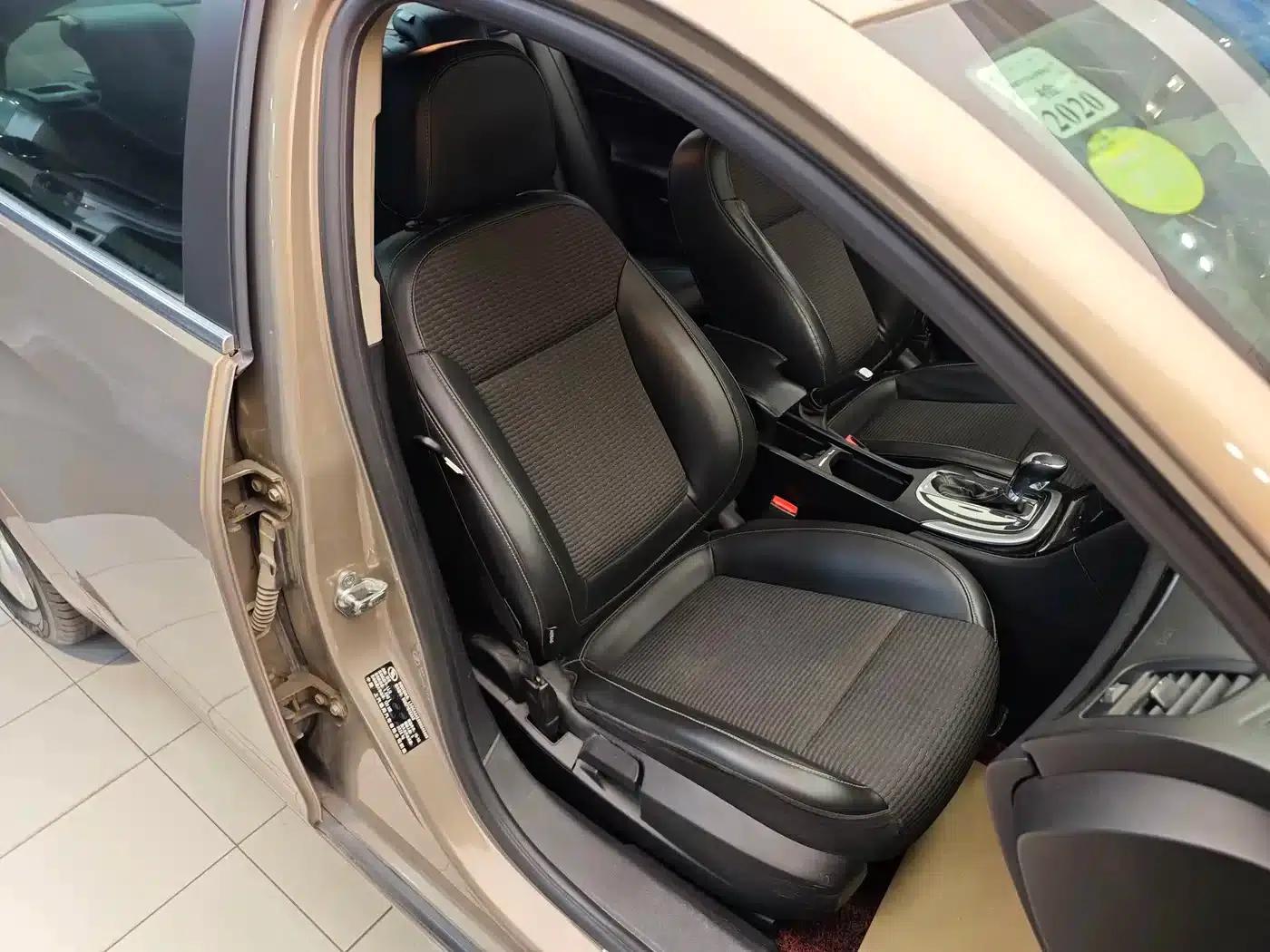 Buick Regal 2015 1.6T Advanced Technology Edition — миниатюра 33