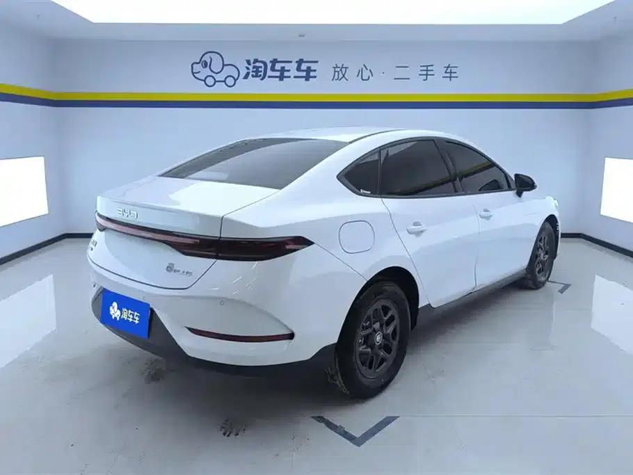 Qin PLUS 2025 DM-i Intelligent Driving Edition 55KM Leading Model — миниатюра 3
