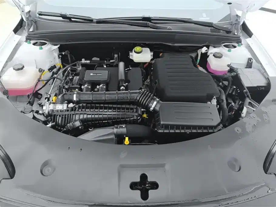 Qin PLUS 2025 DM-i Intelligent Driving Edition 55KM Leading Model — миниатюра 10