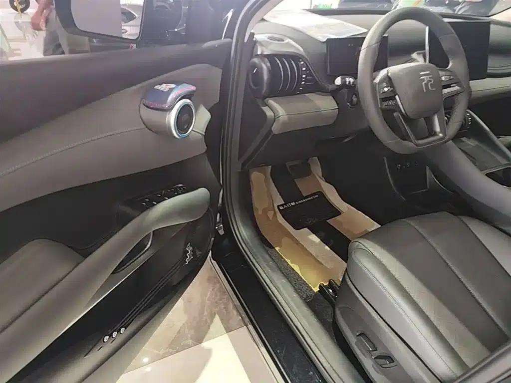Yuan PLUS 2025 Intelligent Driving Edition 430KM Superior Model — миниатюра 16