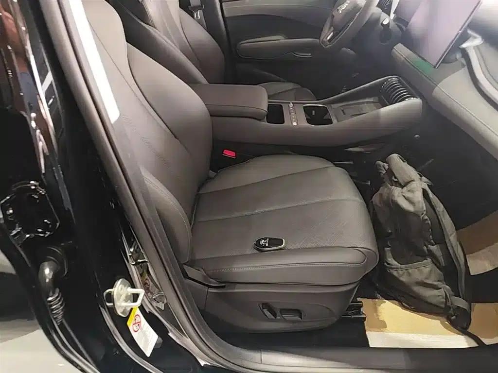 Yuan PLUS 2025 Intelligent Driving Edition 430KM Superior Model — миниатюра 25