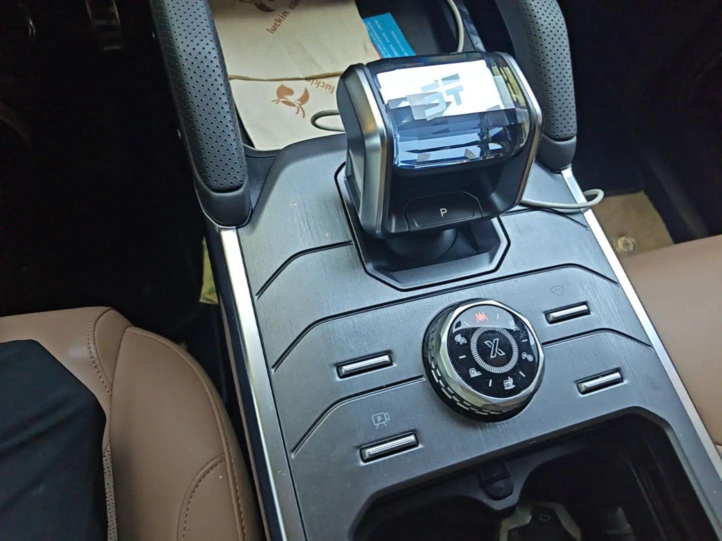 JETOUR Traveler 2023 2.0T All-Wheel Drive Conquer PRO — миниатюра 14
