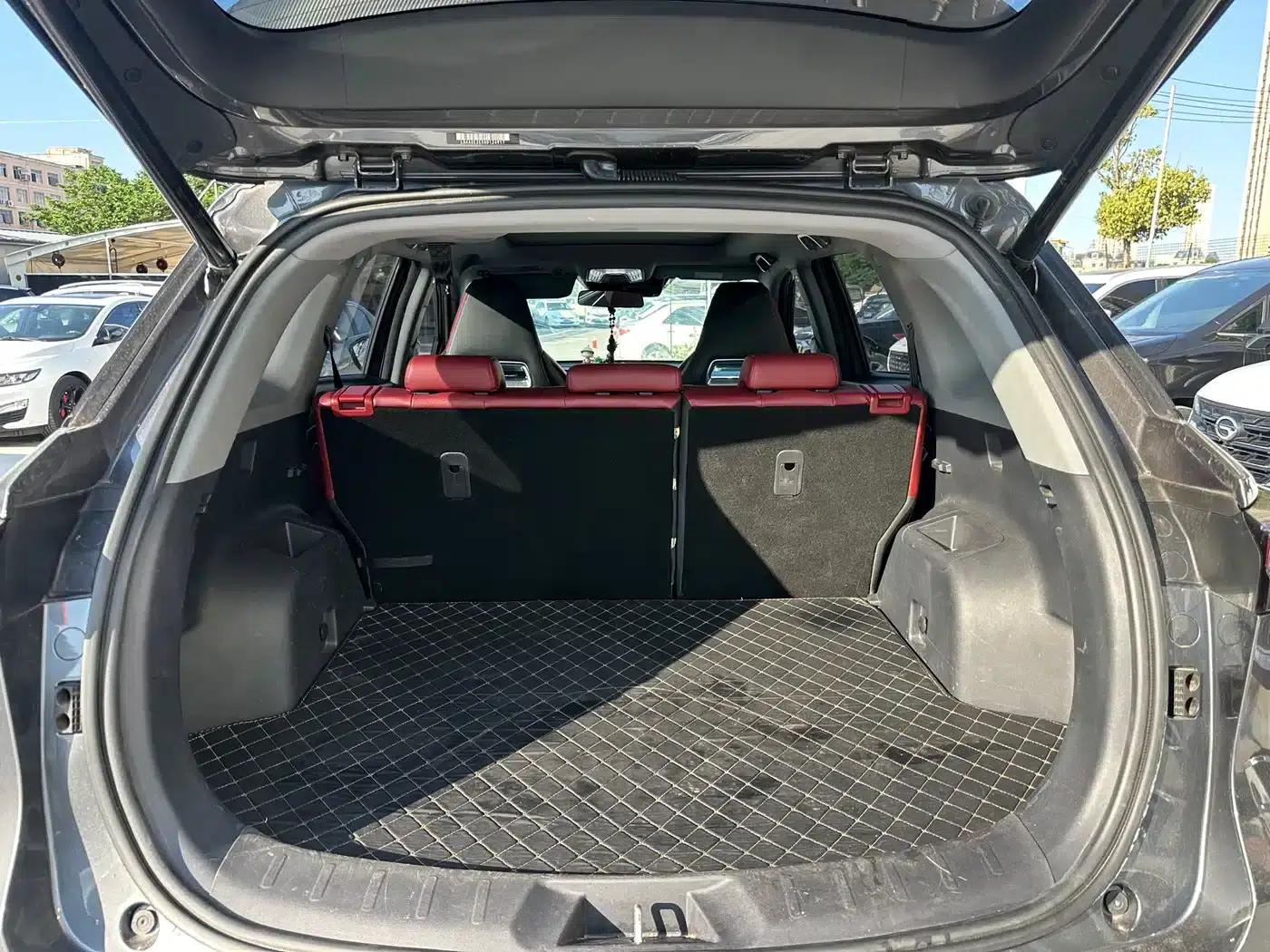 Changan CS75PLUS 2022 Second Generation 1.5T Automatic Premium Edition — миниатюра 13