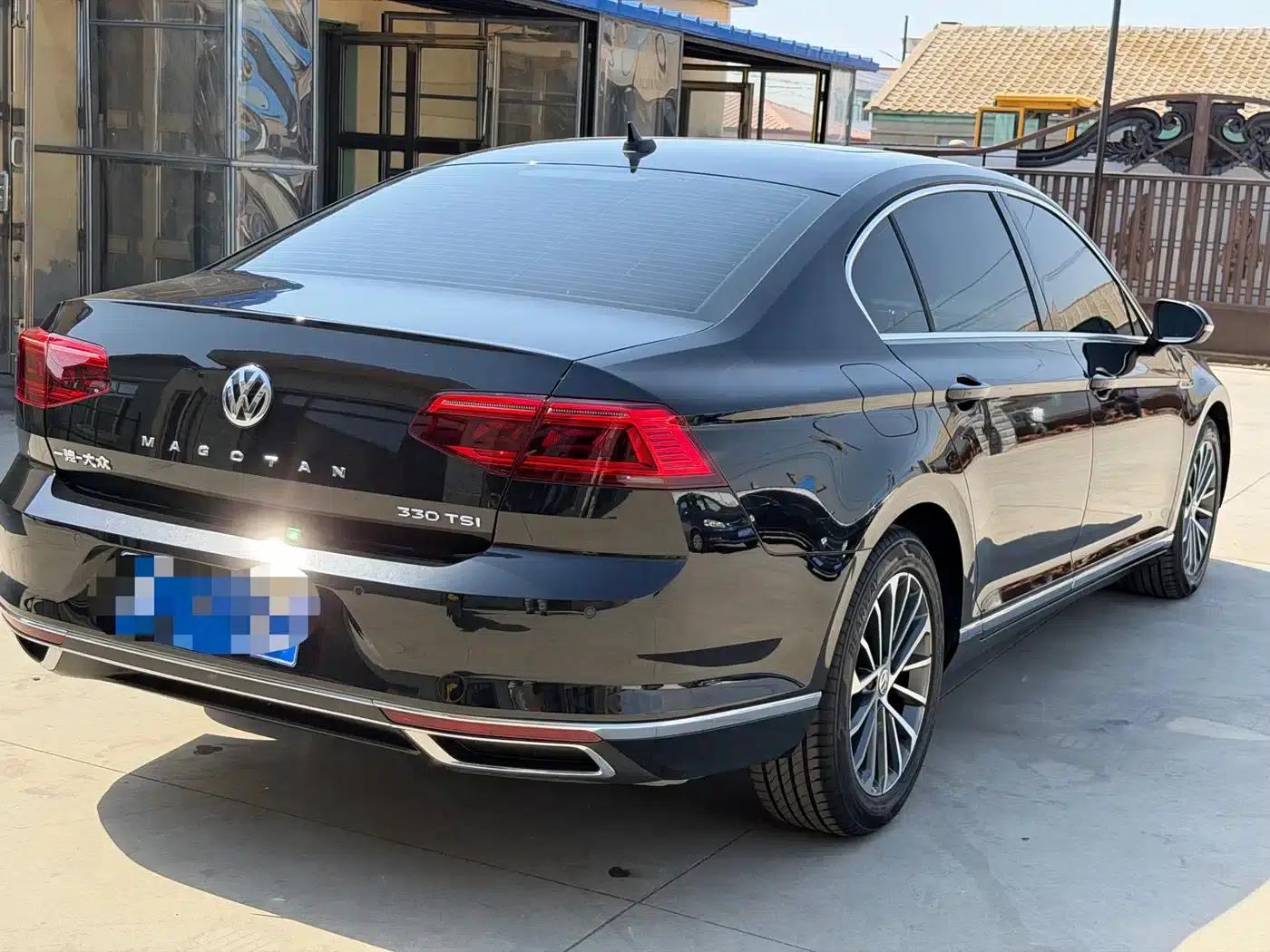 2020 Volkswagen Passat 330TSI DSG Luxury — миниатюра 7