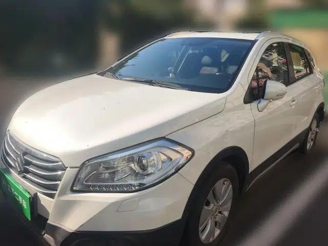 Suzuki S-Cross 2015 1.6L CVT Two-Wheel Drive Elite Version