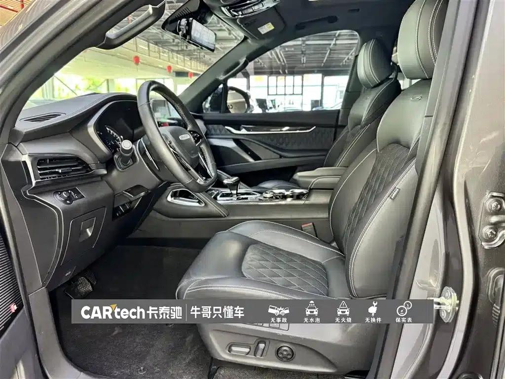 SAIC MAXUS D90 Pro 2021 2.0T Gasoline 4WD Flagship Edition 7-Seater — миниатюра 17