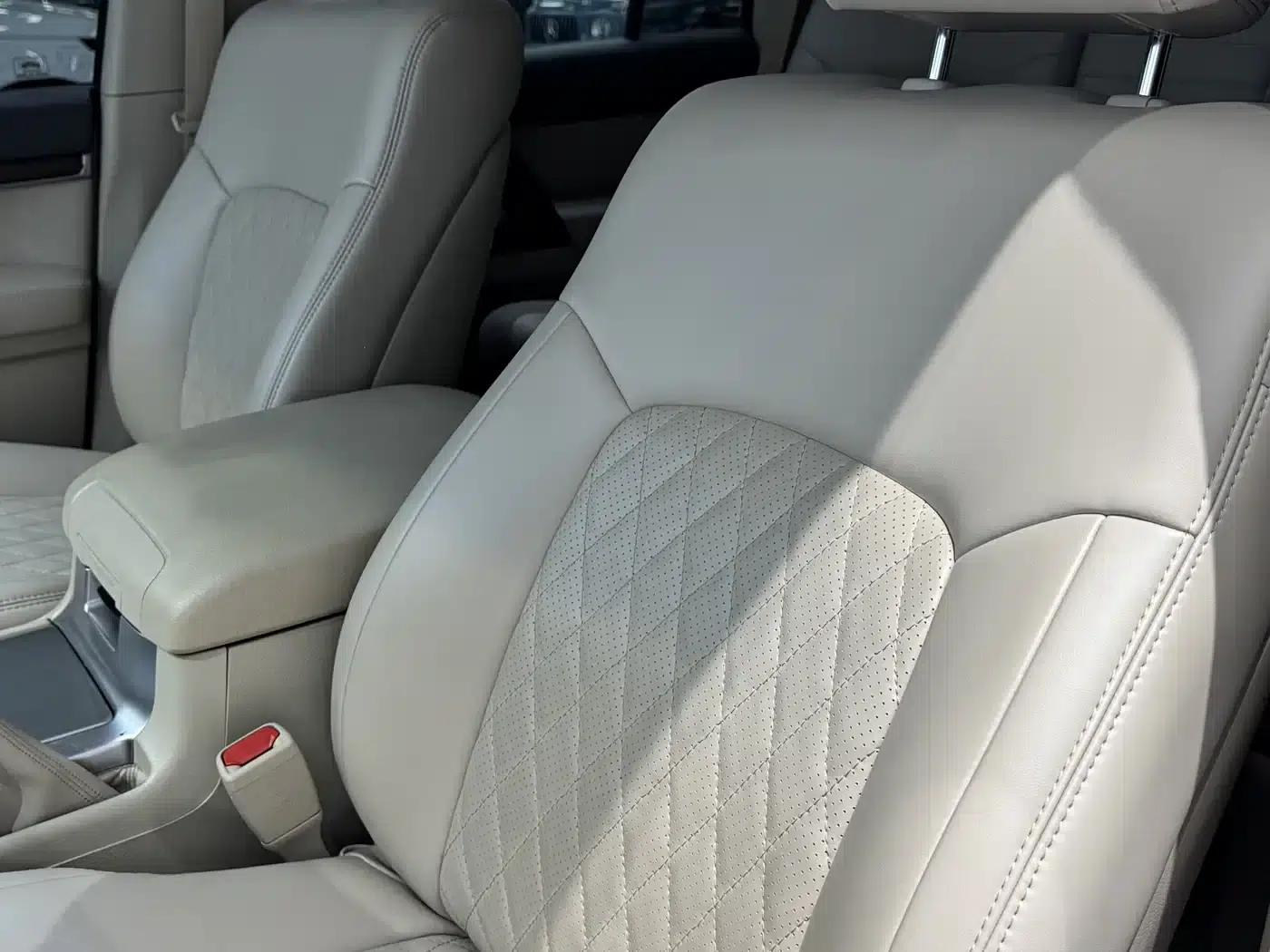 2019 Land Cruiser (Imported) 4.6L Middle East Edition — миниатюра 9