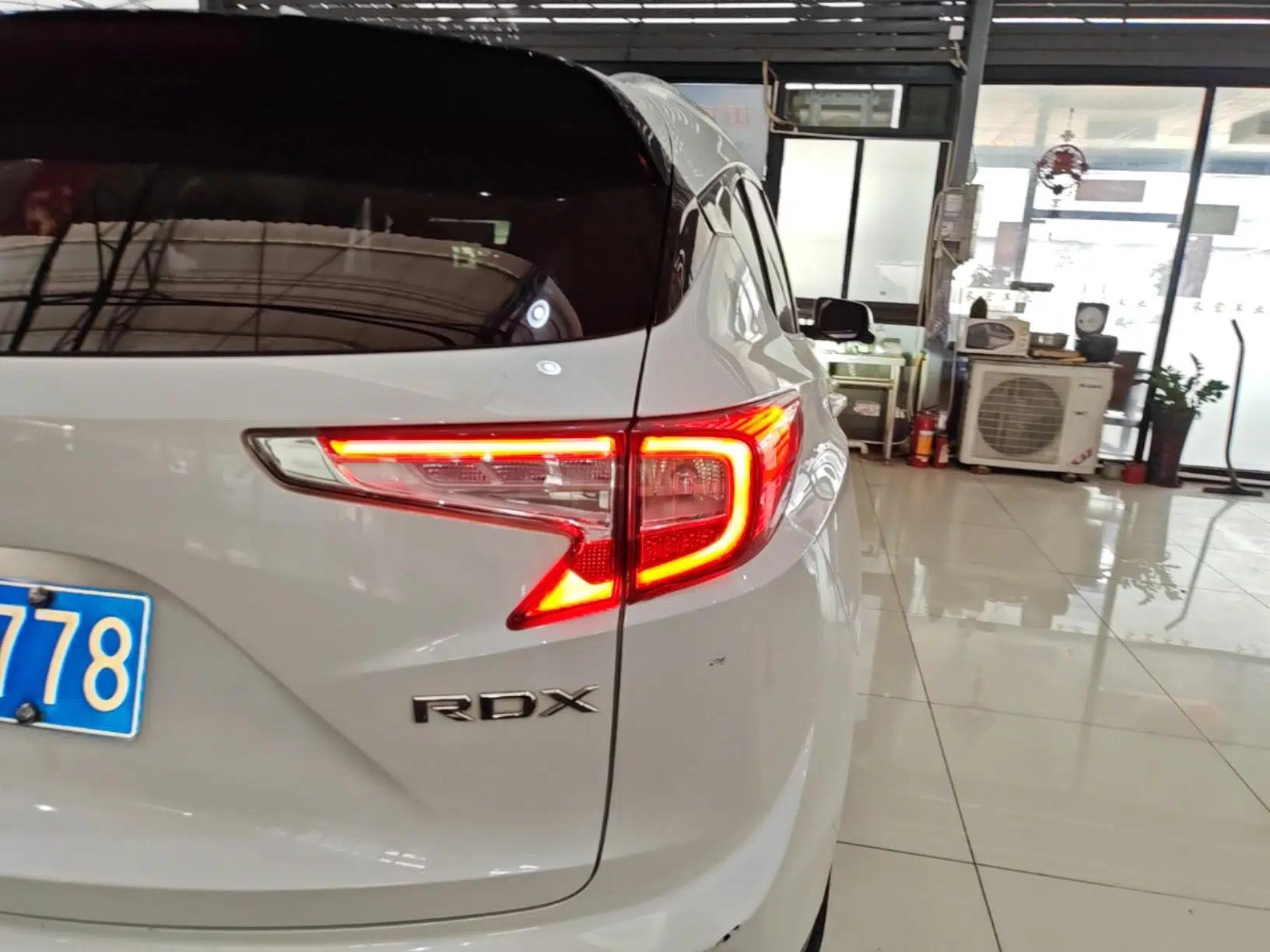 Acura RDX 2019 2.0T Luxury Edition China VI Standard — миниатюра 9