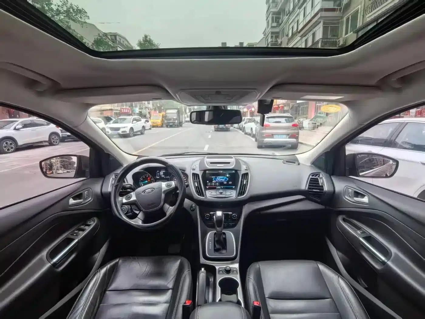 Ford Kuga 2015 1.5L GTDi AWD Elite — миниатюра 7