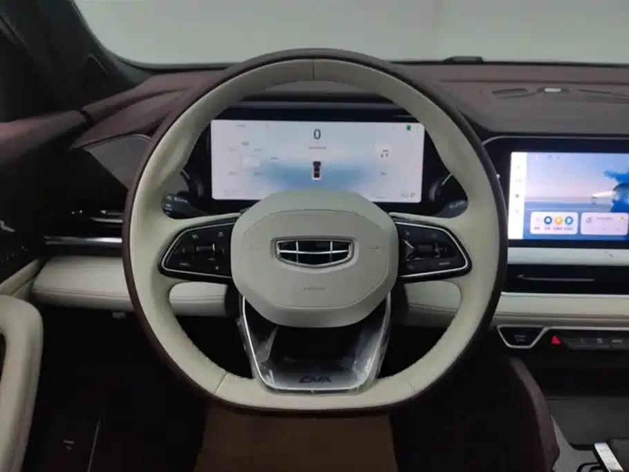 Geely Xingyue L 2024 2.0TD High-Power Automatic Two-Wheel Drive Cloud Edition — миниатюра 15