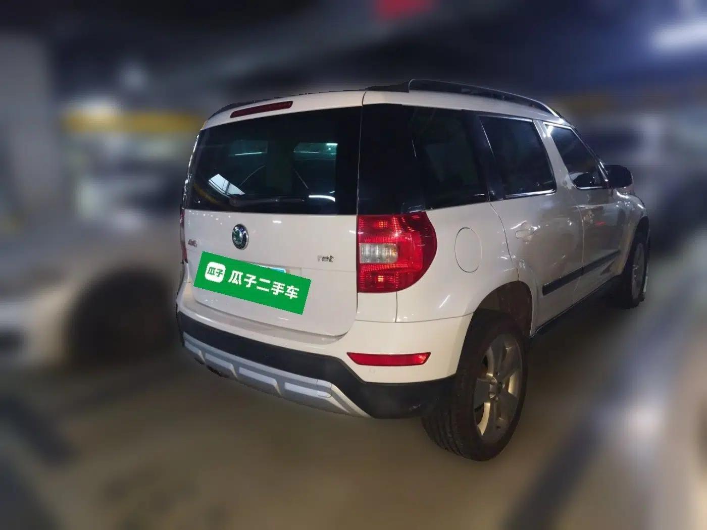 Skoda Yeti 2013 1.8T DSG Luxury Edition — миниатюра 6