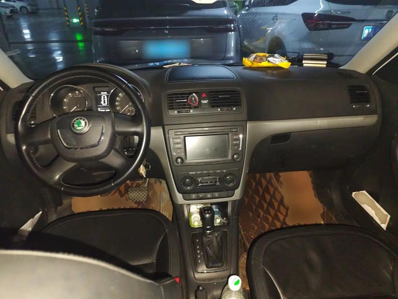 Skoda Yeti 2013 1.8T DSG Luxury Edition — миниатюра 9