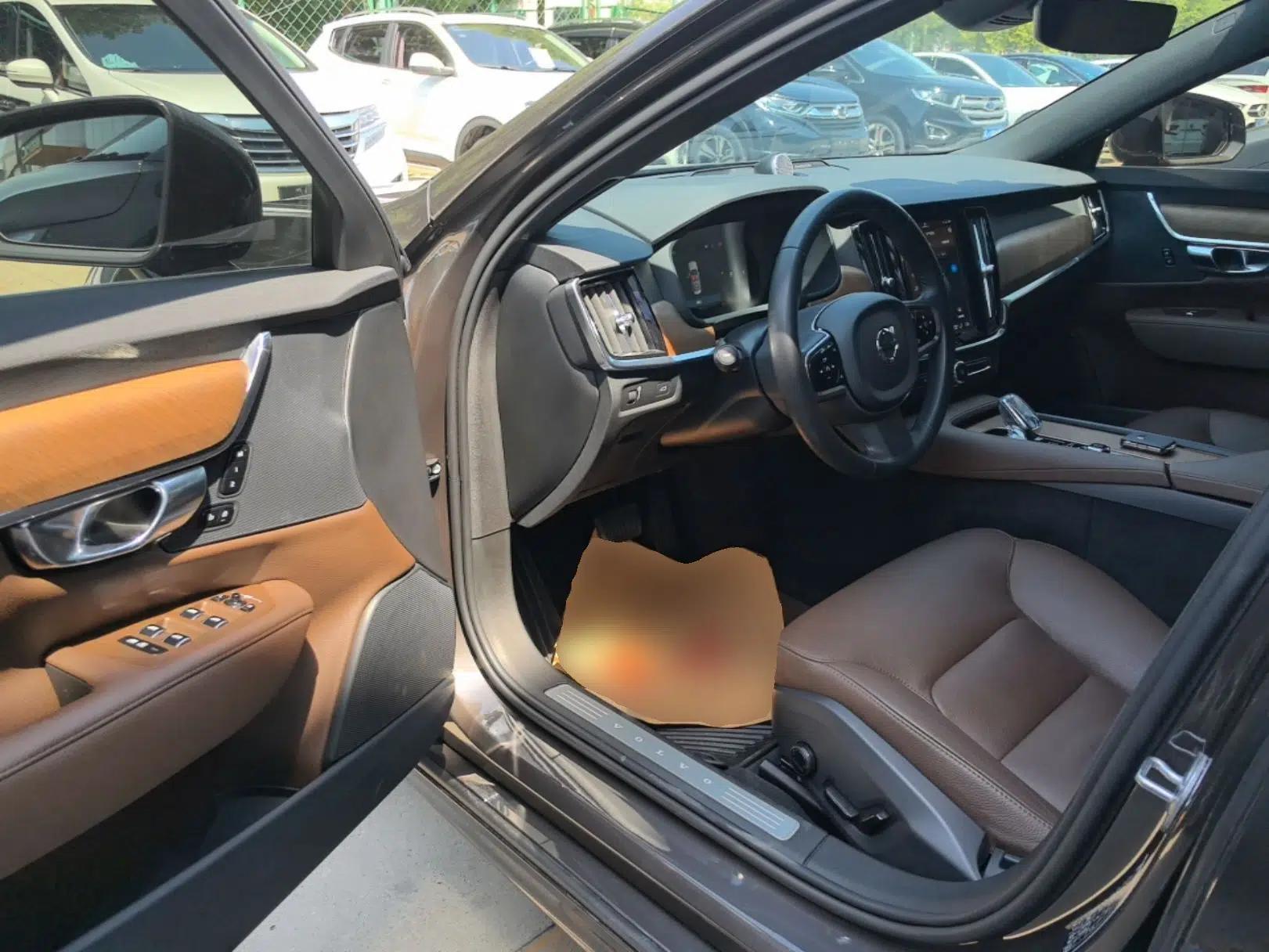Volvo S90 2022 B5 Zhiyi Luxury Edition — миниатюра 23