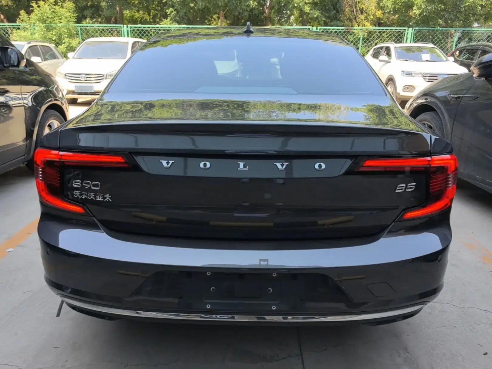 Volvo S90 2022 B5 Zhiyi Luxury Edition — миниатюра 5