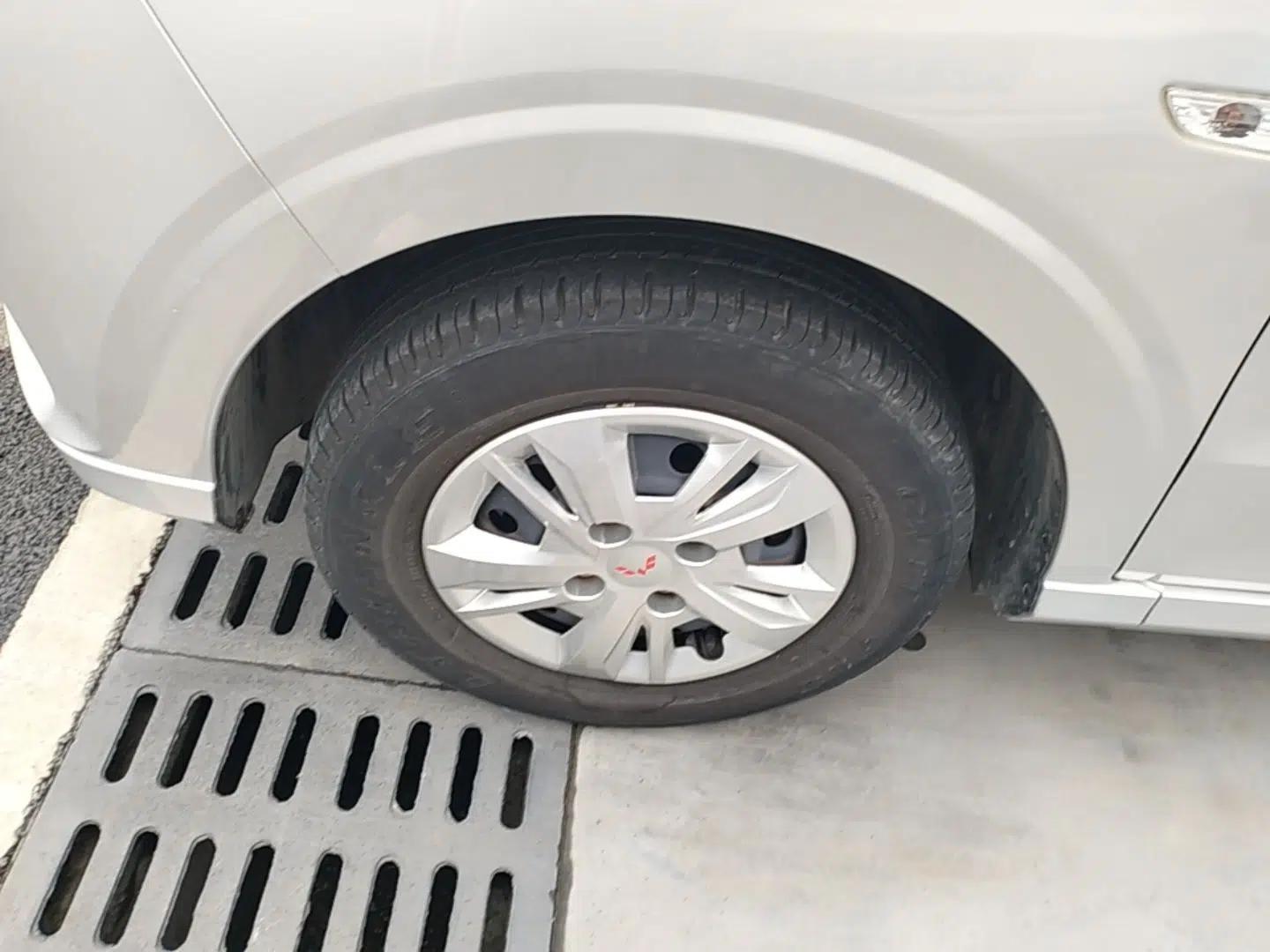 Wuling Hongguang 2021 1.5L Revised S Standard Version with Electric Power Steering LAR — миниатюра 10