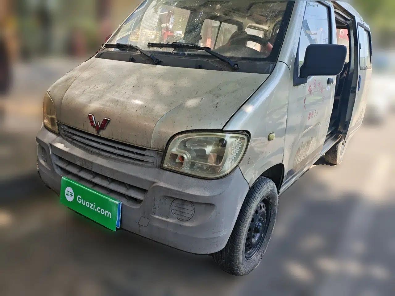 Wuling Zhiguang 2013 1.0L Practical Version — миниатюра 1