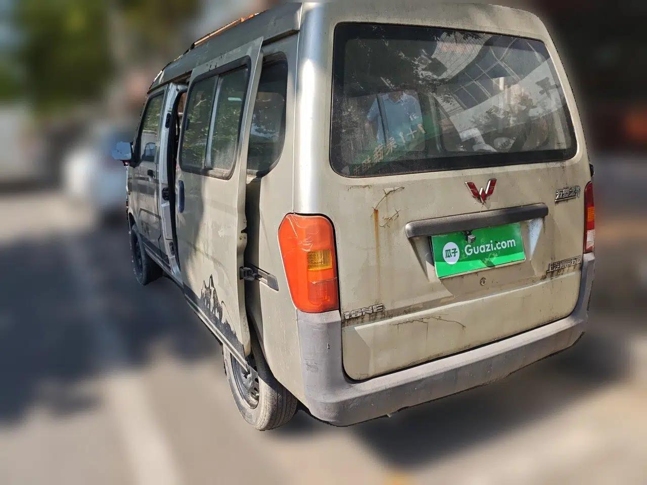 Wuling Zhiguang 2013 1.0L Practical Version — миниатюра 4