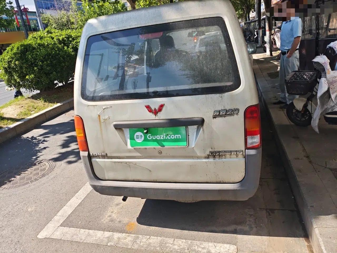 Wuling Zhiguang 2013 1.0L Practical Version — миниатюра 5
