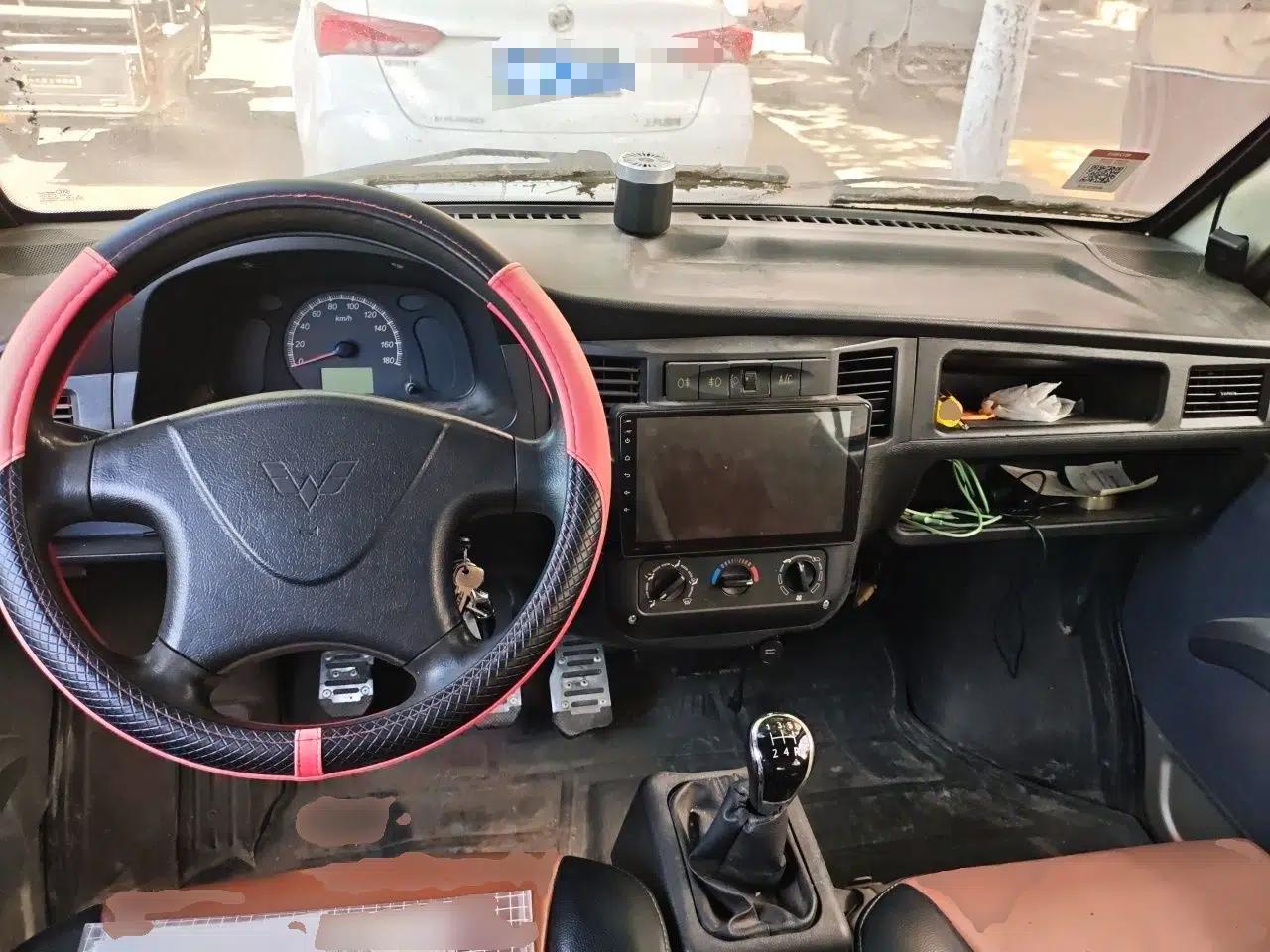 Wuling Zhiguang 2013 1.0L Practical Version — миниатюра 9
