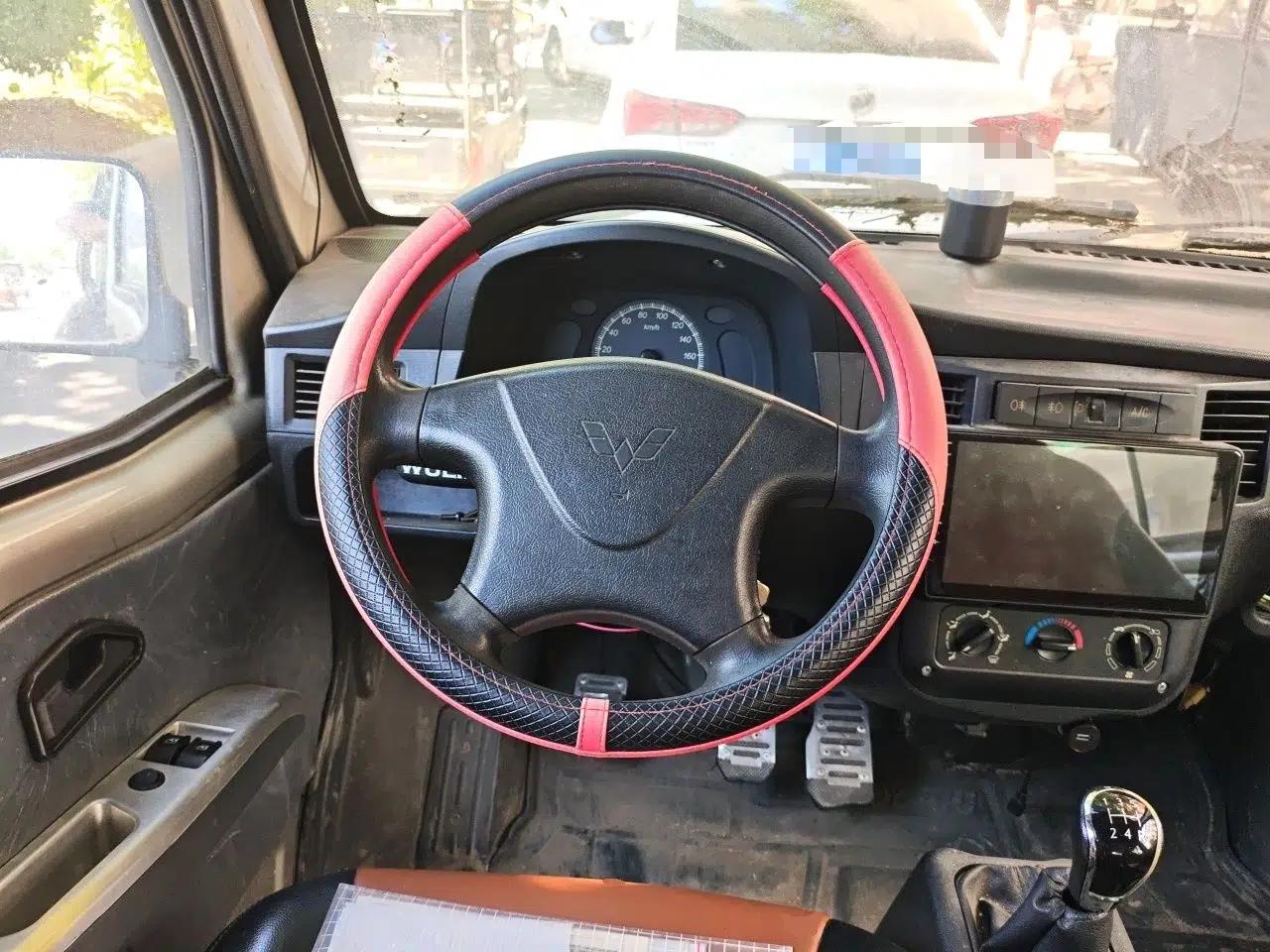 Wuling Zhiguang 2013 1.0L Practical Version — миниатюра 10