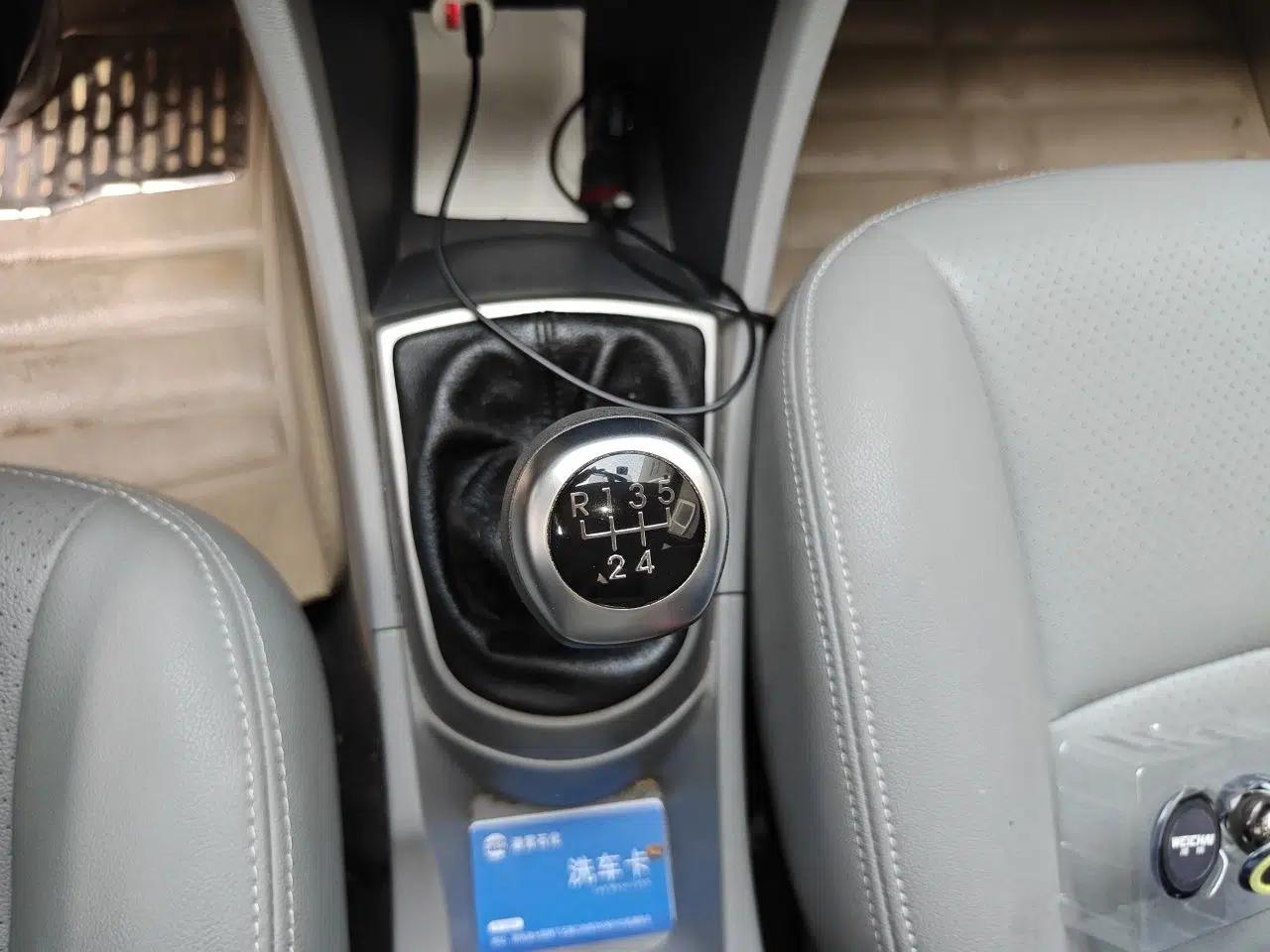 Hyundai Verna (older generation) 2014 1.4L Manual Smart GLS Trim — миниатюра 14