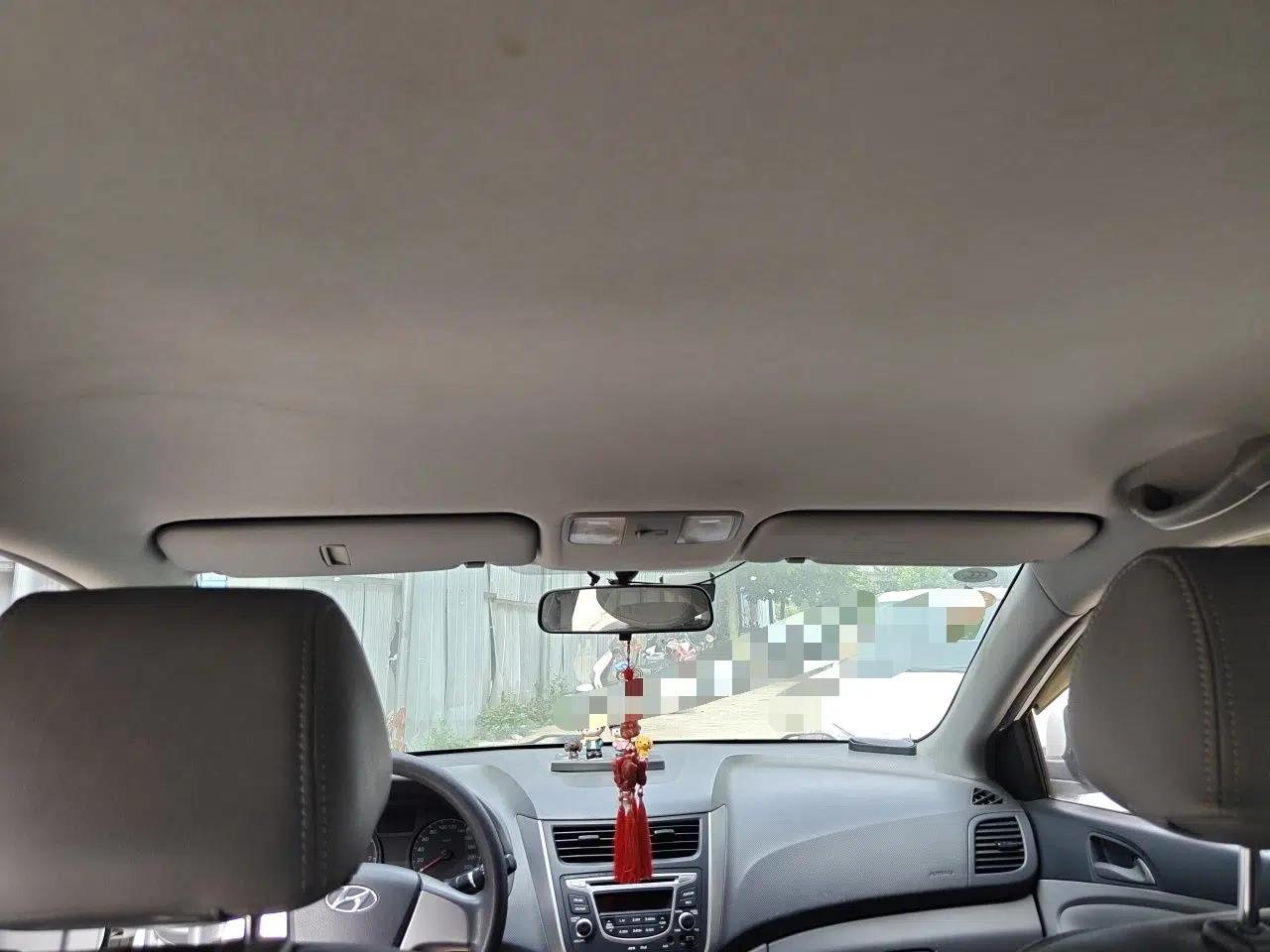 Hyundai Verna (older generation) 2014 1.4L Manual Smart GLS Trim — миниатюра 18