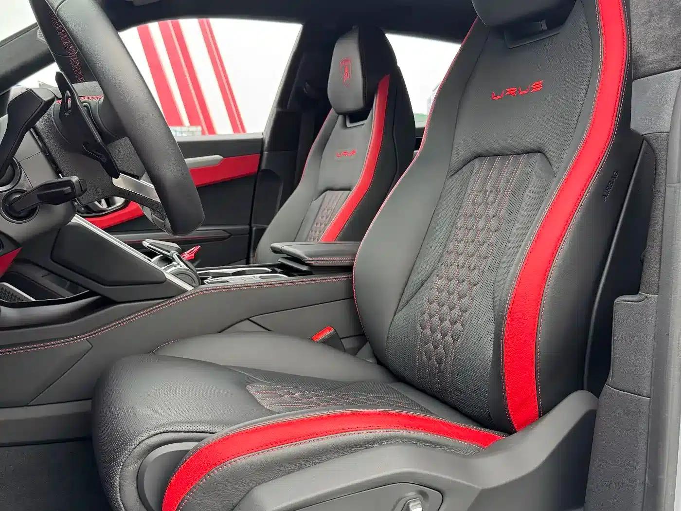2023 Urus 4.0T V8 S — миниатюра 10