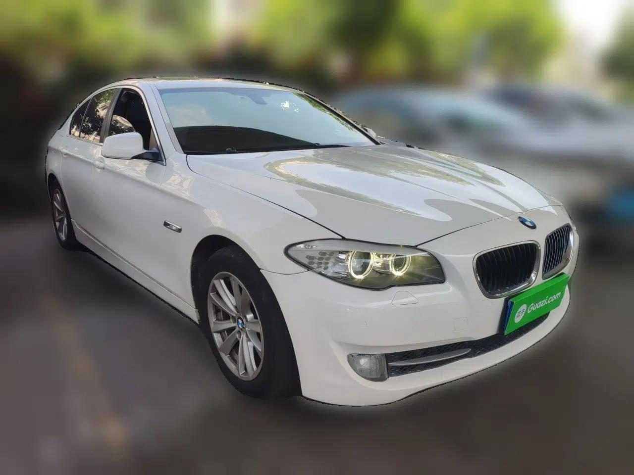 BMW 5 Series 2013 520i Elegant Edition — миниатюра 3