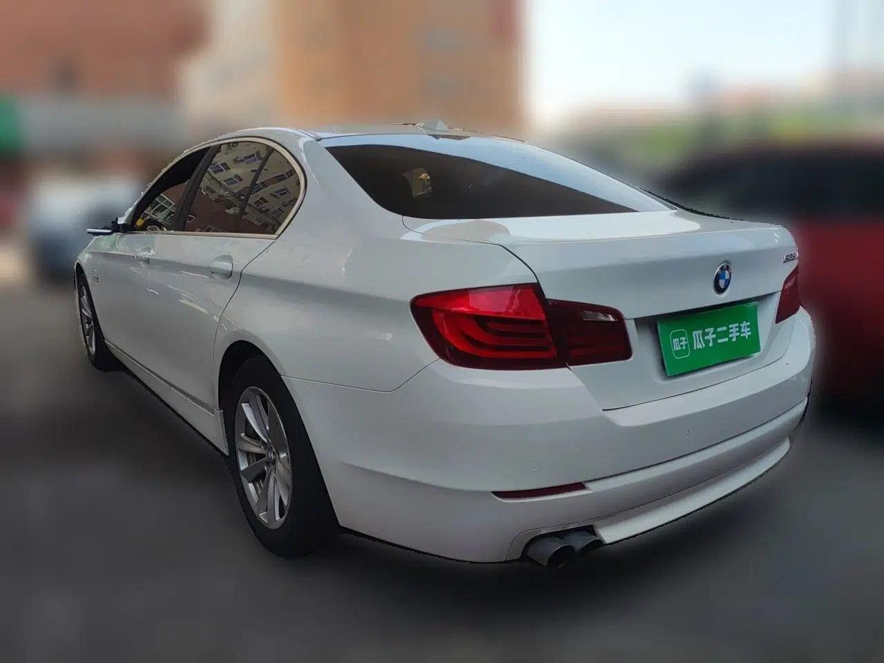 BMW 5 Series 2013 520i Elegant Edition — миниатюра 4