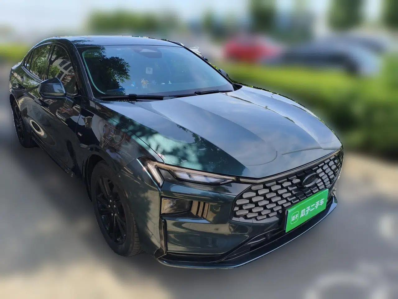 Ford Mondeo 2023 1.5T E-Hybrid Luxury Version — миниатюра 3