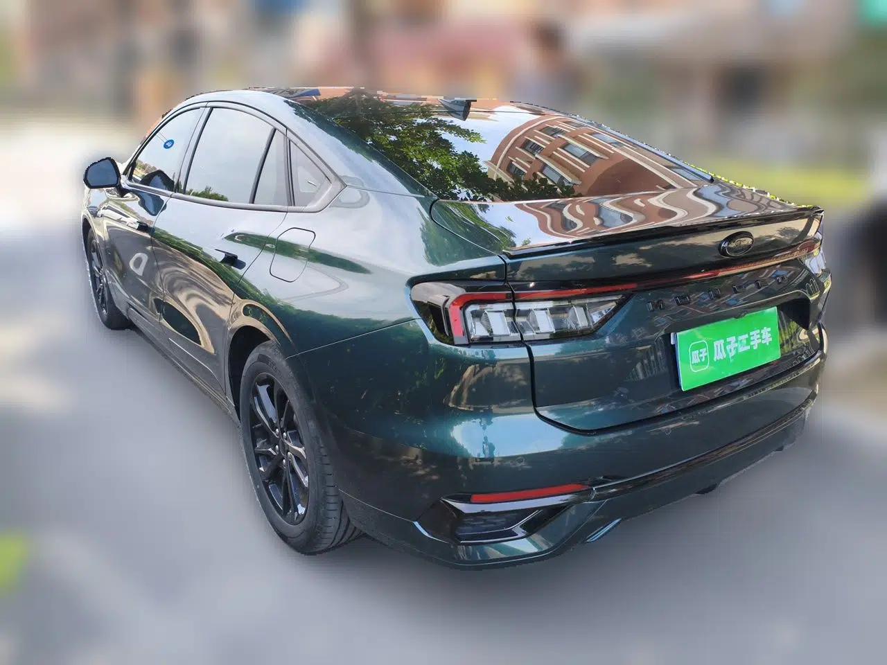 Ford Mondeo 2023 1.5T E-Hybrid Luxury Version — миниатюра 4