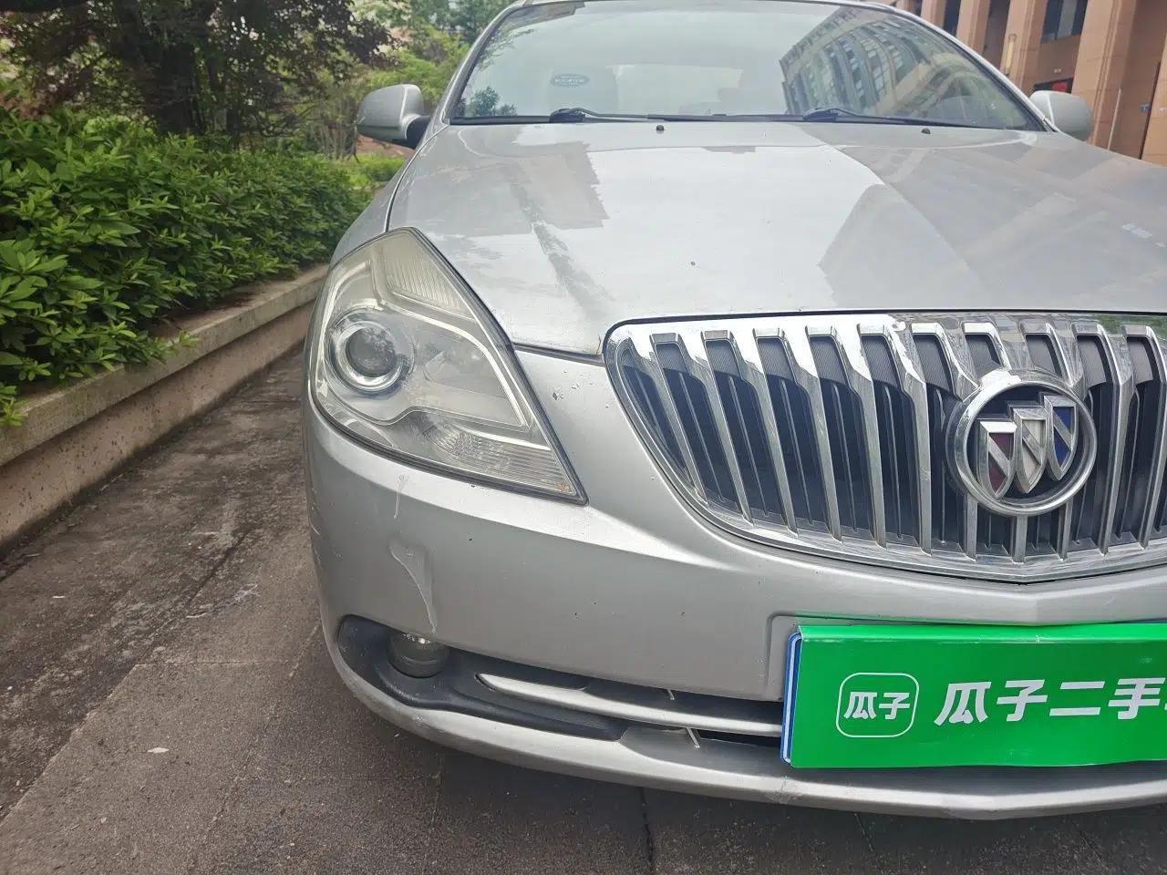 Buick Excelle 2013 1.5L Manual Classic Model — миниатюра 7