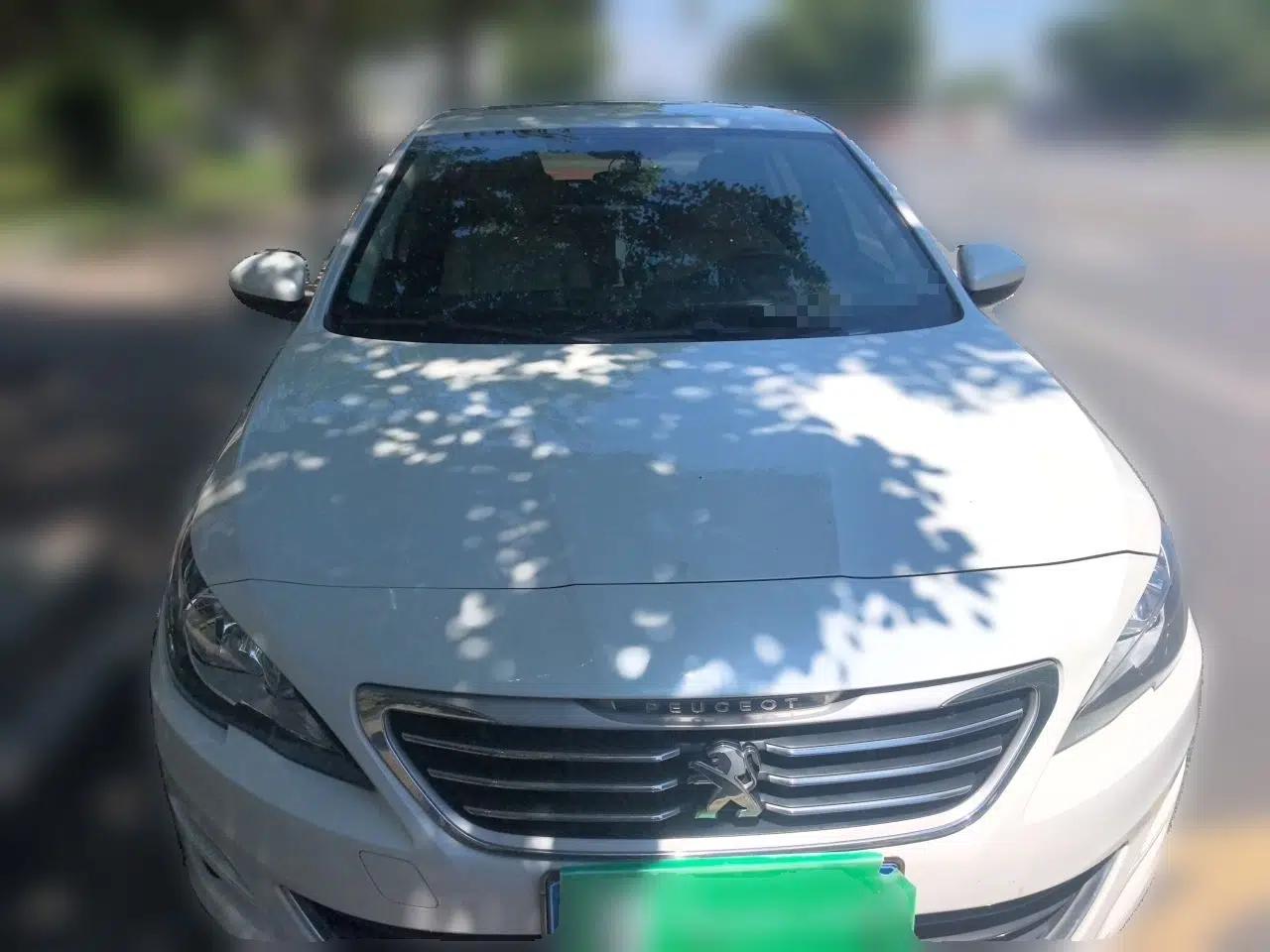 Peugeot 408 2015 1.2T Automatic Luxury Edition — миниатюра 2