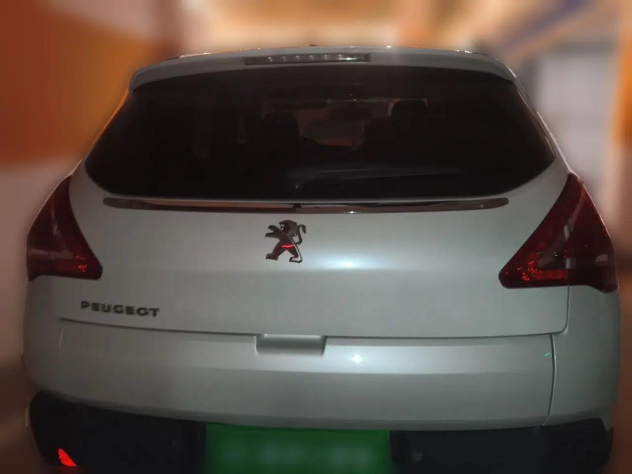 Peugeot 3008 2013 2.0L Automatic Trend Edition — миниатюра 5