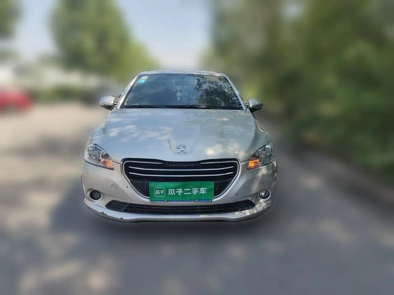 Peugeot 301 2016 1.6L Manual Comfort Edition — миниатюра 2