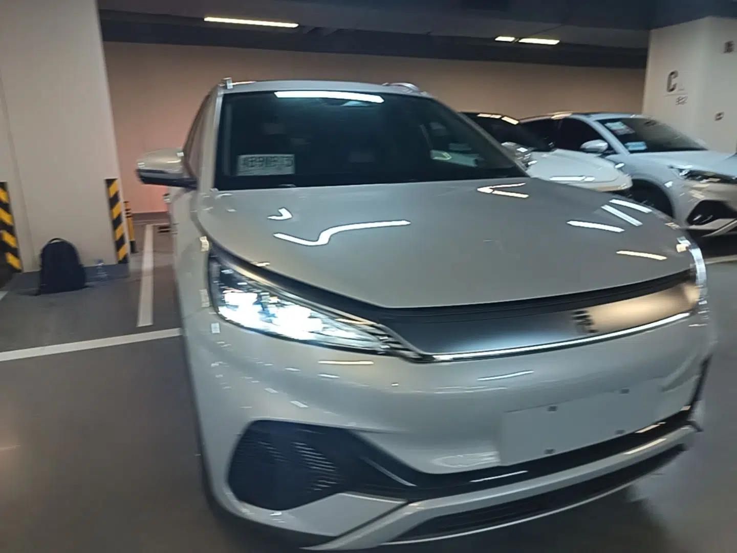 BYD Yuan PLUS 2022 510 km Flagship Version — миниатюра 3