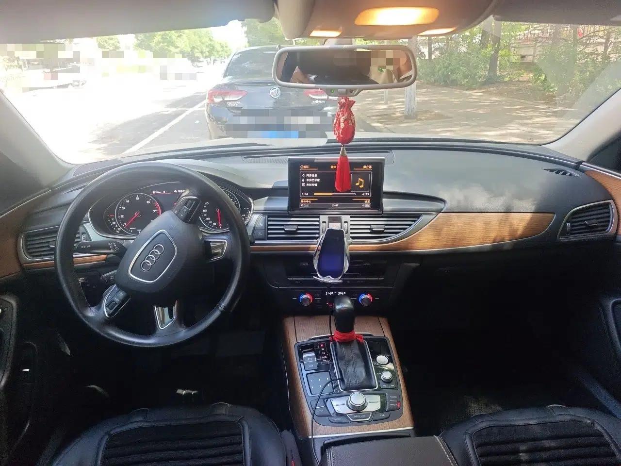 Audi A6L 2018 30th Anniversary Edition 30 FSI Style Model — миниатюра 9