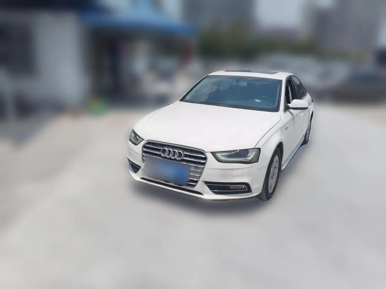 Audi A4L 2013 35 TFSI Automatic Comfort Model — миниатюра 1
